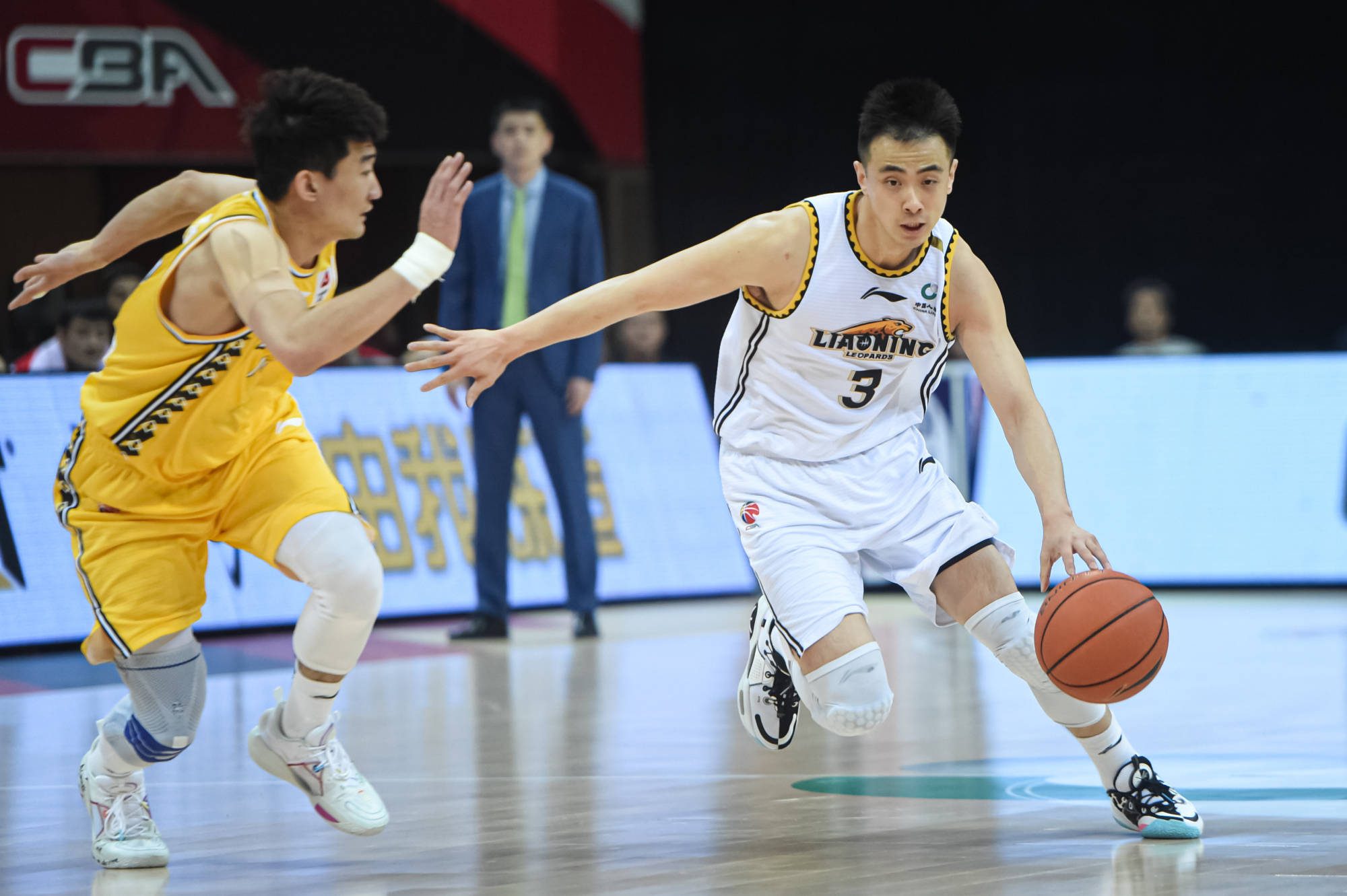 其实CBA需要感谢摄像虎 如果没有他的运营剪辑 一些新身代球员自带流量 会为CBA增加很多经营收益